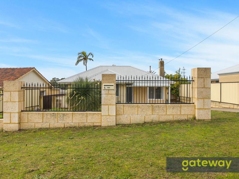6 Rocke  Street, Coolbellup