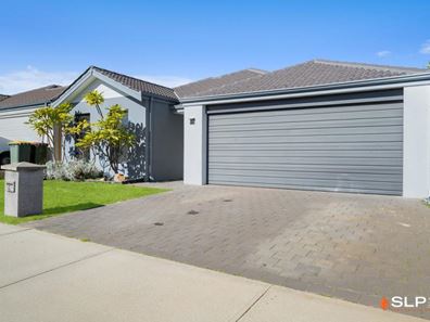 6 Echidna Street, Banksia Grove WA 6031