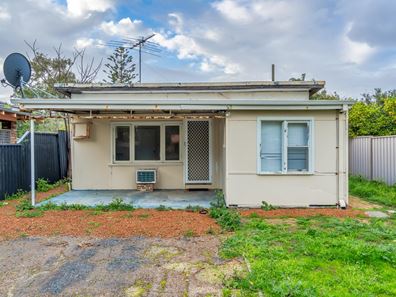 27 Peter Street, Halls Head WA 6210