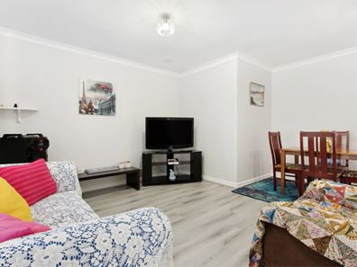 4 Kirkpatrick Court, Seville Grove WA 6112