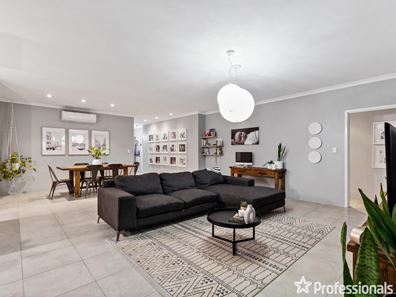 4 Searchers Crescent, Baldivis WA 6171