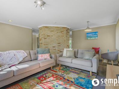 99 Bolderwood Drive, South Lake WA 6164