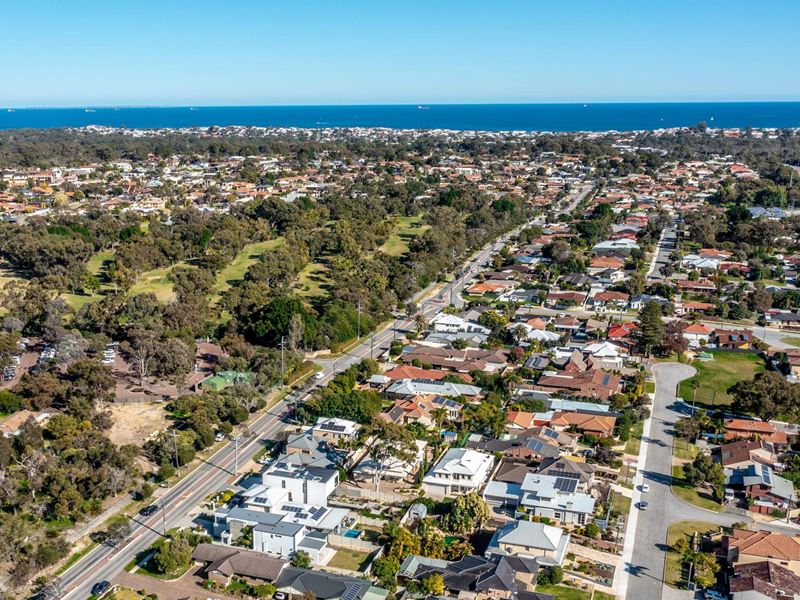 318 North Beach Road, Karrinyup