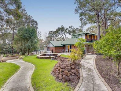 1 Sophia Grove, Roleystone WA 6111