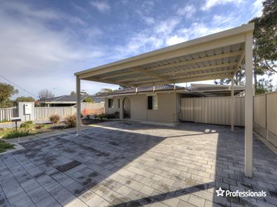 22A Koman Way, Girrawheen WA 6064