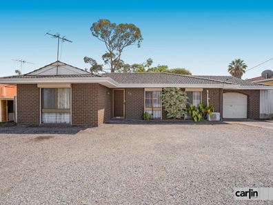 43 Chisham Avenue, Parmelia WA 6167