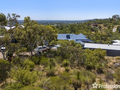 35 Ward Avenue, Greenmount WA 6056