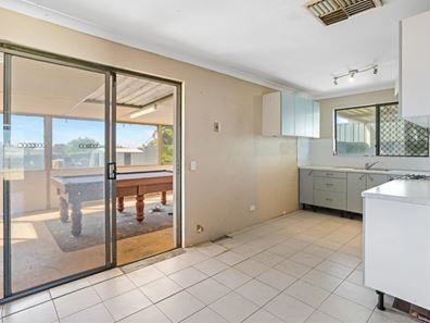 8 Moorhen Drive, Yangebup WA 6164