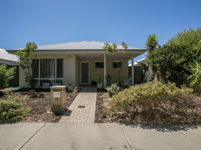 12 Spinifex Loop, Yanchep