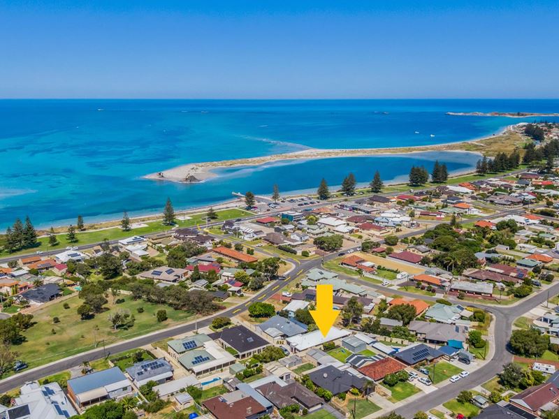 172A Penguin Rd, Safety Bay WA 6169