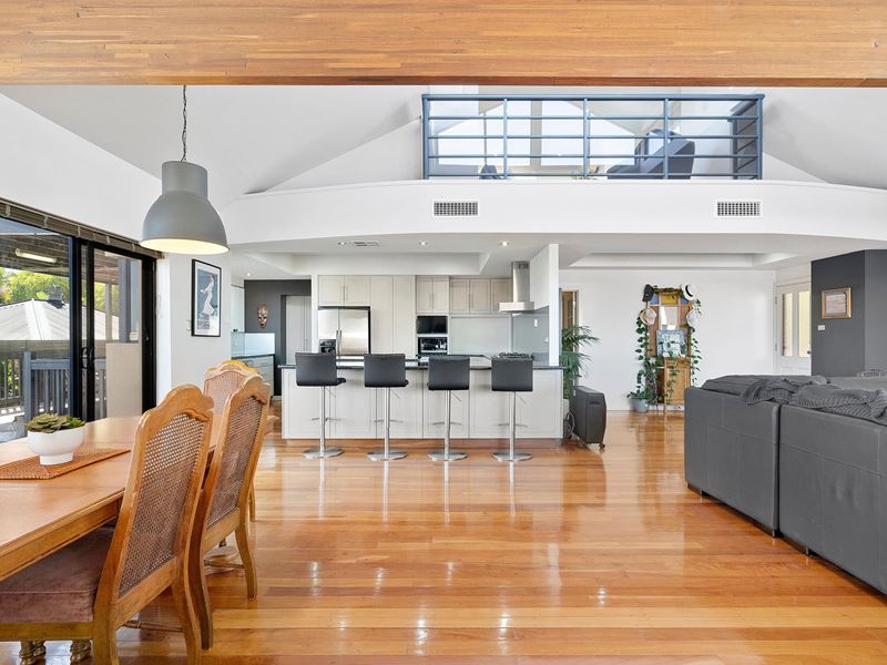 7 Ross Avenue, Sorrento