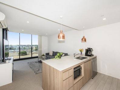 306/6 Baumea Way, Innaloo WA 6018