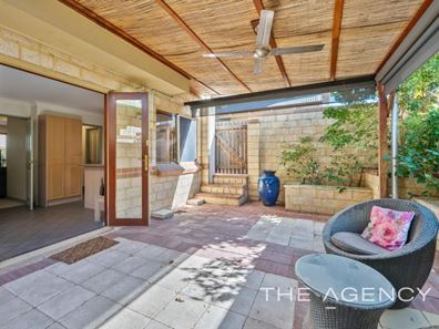 3/7 Rawlins Street, Glendalough WA 6016