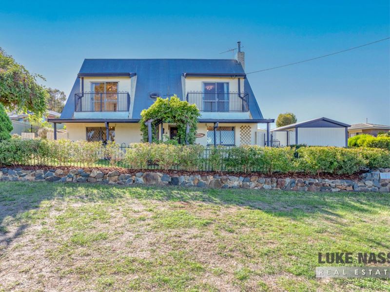 29 Wangoola Terrace, Mount Nasura WA 6112