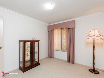 1 Standish Way,, Woodvale WA 6026