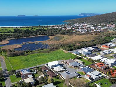 2 Quokka Place, Mira Mar WA 6330