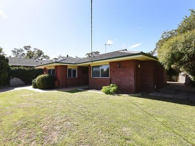 4 Jindinga Way, Wanneroo WA 6065