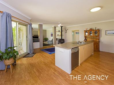 95 Lancaster Drive, West Busselton WA 6280