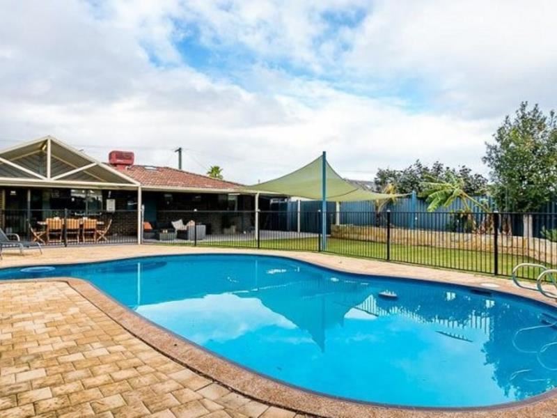 32 Glenside Crescent, Craigie WA 6025