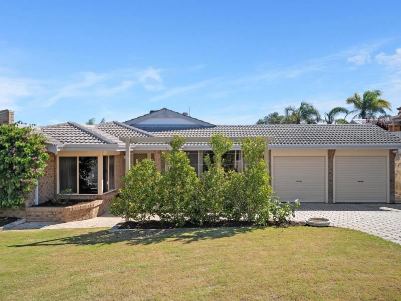 14 Hillwood Avenue, Warwick