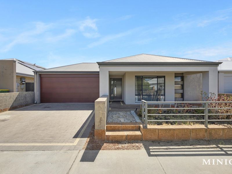21 Strathclyde  Circuit, Champion Lakes