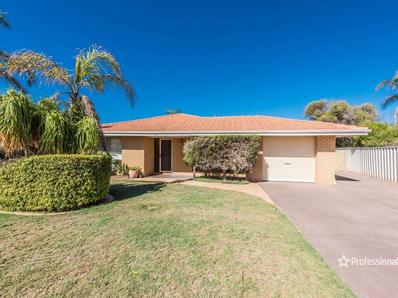 52 Seaview Boulevard, Wandina WA 6530