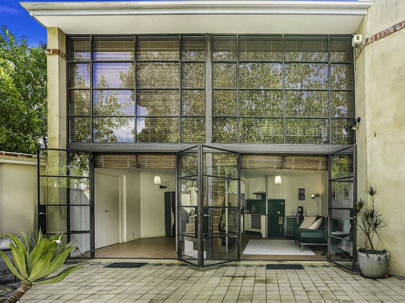 1/2 Court Place, Subiaco