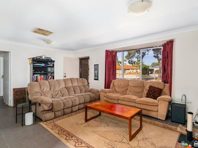 11 Gribble Avenue, Armadale WA 6112