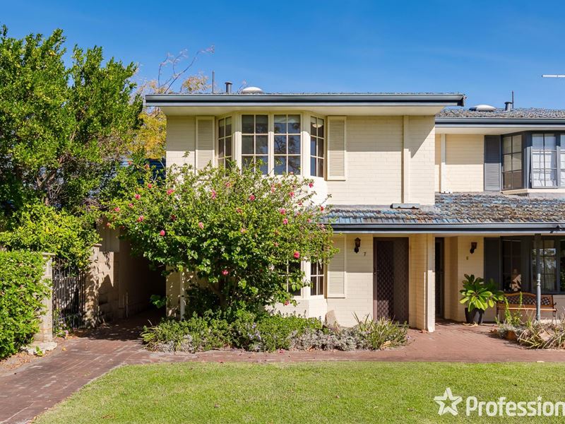 7/13 Spey Road, Applecross