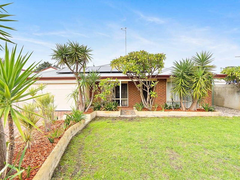 1 Falstaff Close, Greenfields