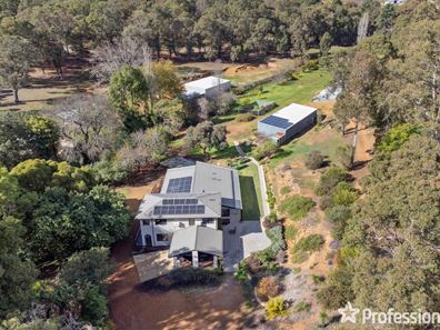 83 Merrivale Road, Pickering Brook WA 6076