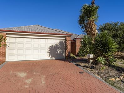 15 Malabar Drive, Secret Harbour WA 6173