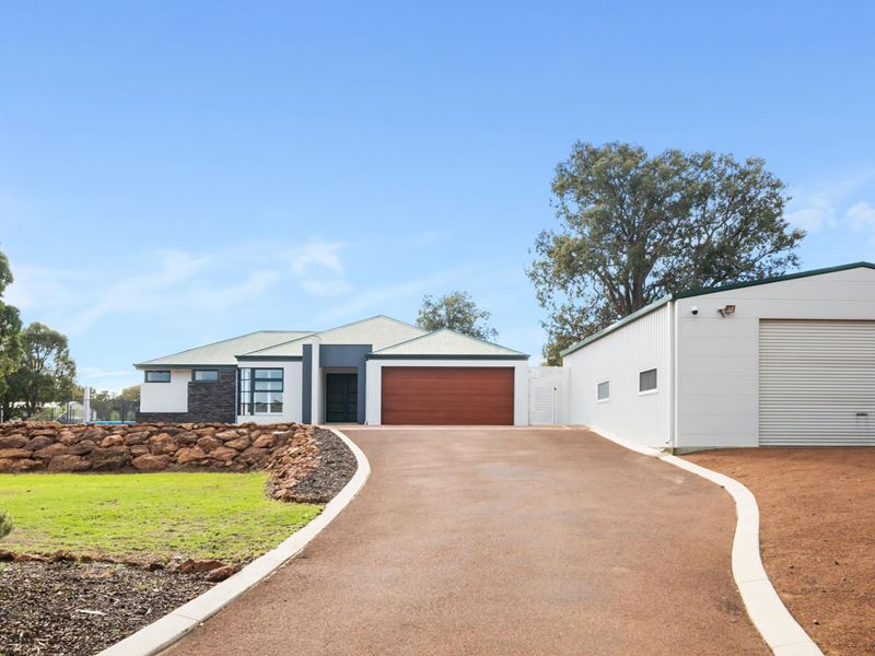 3 Glencoe Place, Bedfordale WA 6112