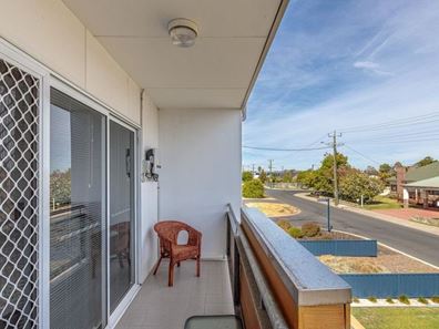 1/28 Strickland Street, Bunbury WA 6230