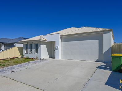 5 Rubens Rd, Madora Bay WA 6210