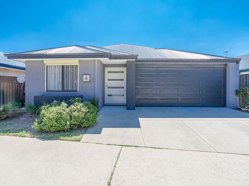 19 Brighstone Avenue, Hilbert WA 6112