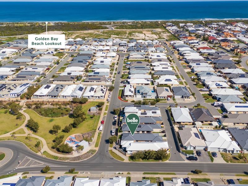 4 Yamarna Road, Golden Bay