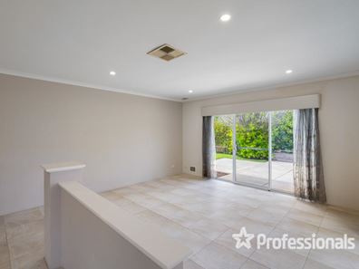 13 Nougat Crescent, Yalyalup WA 6280