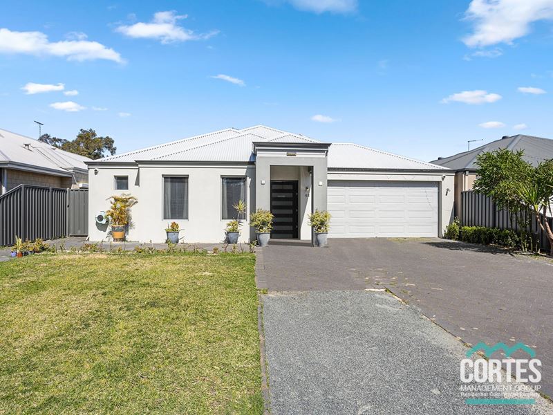 48 BRENCHLEY DRIVE, Atwell WA 6164