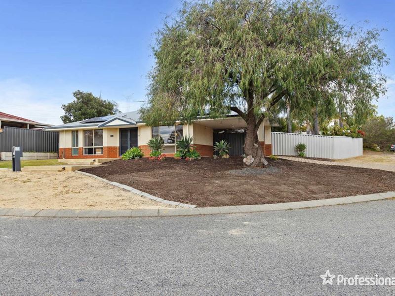 2 Daintree Close, Success WA 6164