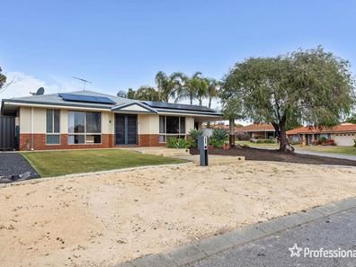 2 Daintree Close, Success WA 6164