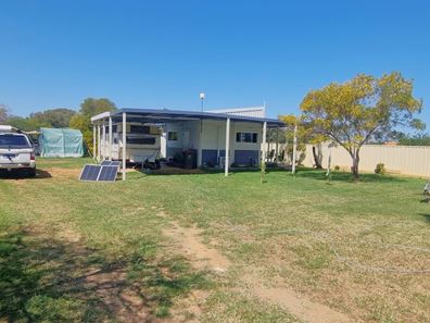 19 Weeloo road, Geraldton WA 6530