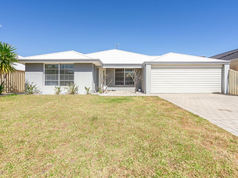 3 Burrill  Rest, Lakelands