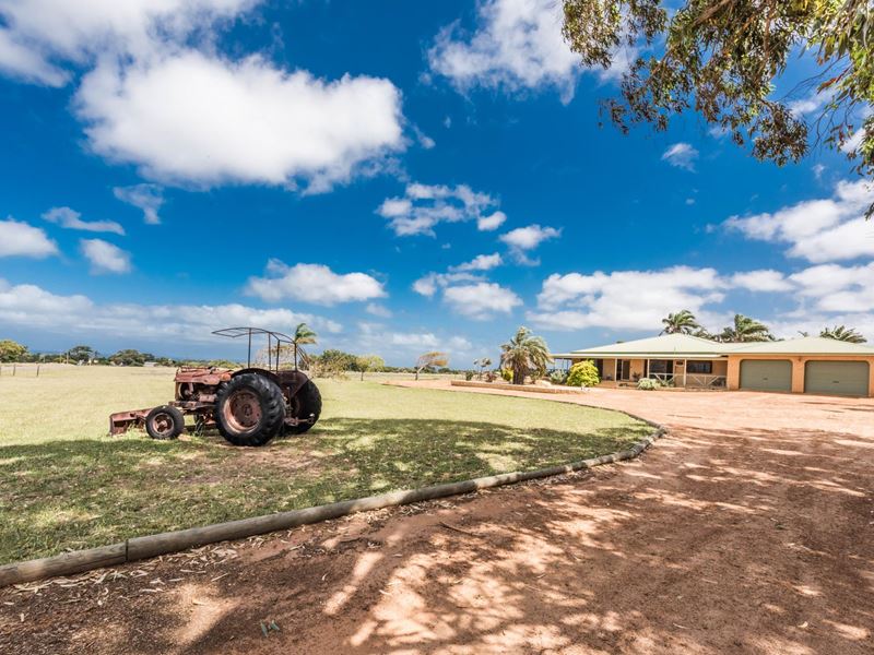 29 Drabble Road, Waggrakine WA 6530