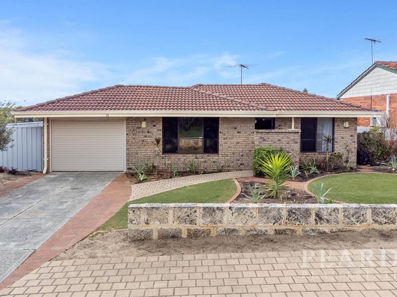 23 Dolphin Way, Beldon WA 6027