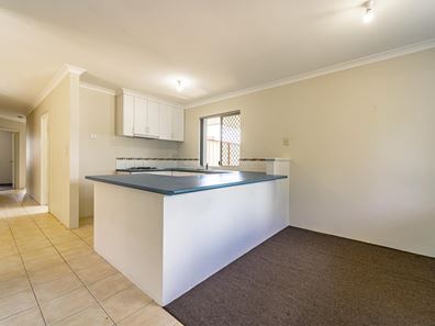 10B Frome Way, Cooloongup WA 6168