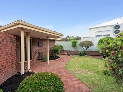 2/11 Murray Road, Palmyra WA 6157