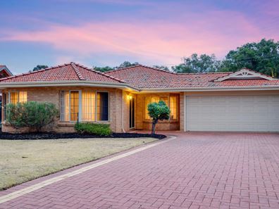 4 Brushfield Way, Gwelup WA 6018