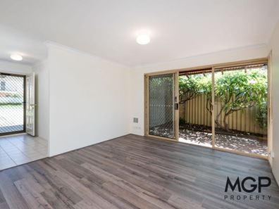 5A Doney Street, Alfred Cove WA 6154