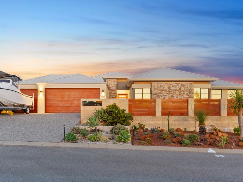 15 Caloundra Street, Secret Harbour